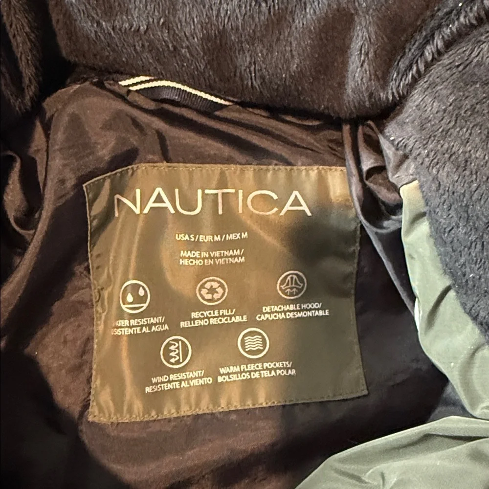 Nautica Dark Green Puffer Jacket with detachable hood - Picture 4 of 4